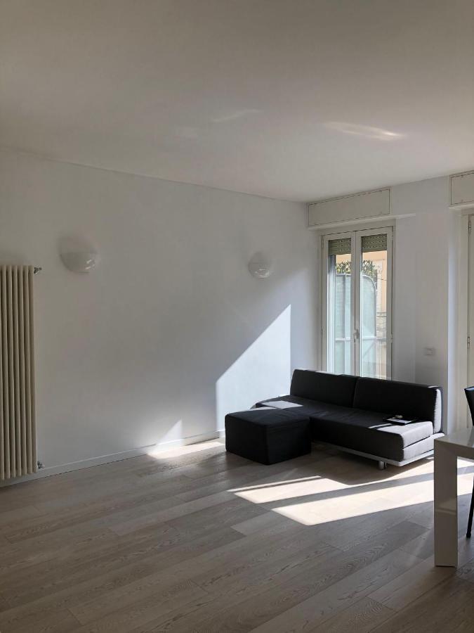 Suitelowcost Ponti Naviglio Milano Esterno foto