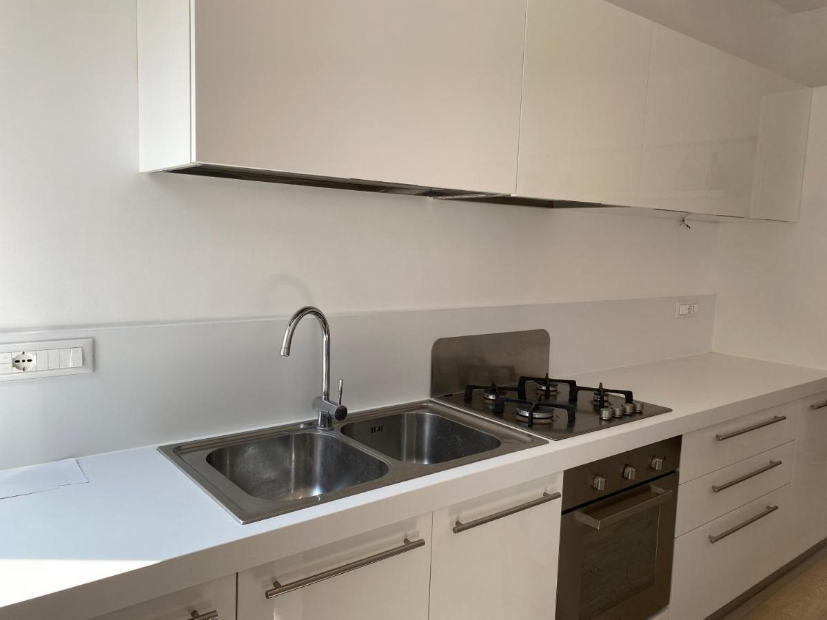 Suitelowcost Ponti Naviglio Milano Esterno foto