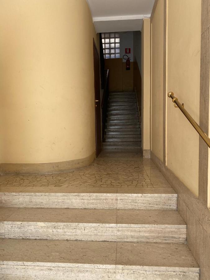 Suitelowcost Ponti Naviglio Milano Esterno foto