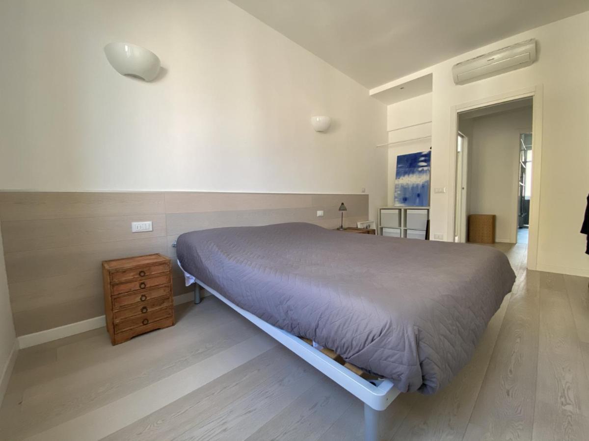 Suitelowcost Ponti Naviglio Milano Esterno foto